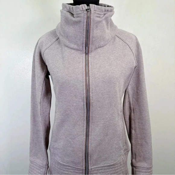 Lululemon Radiant Jacket II Heathered Rose  Color - Picture 3 of 16